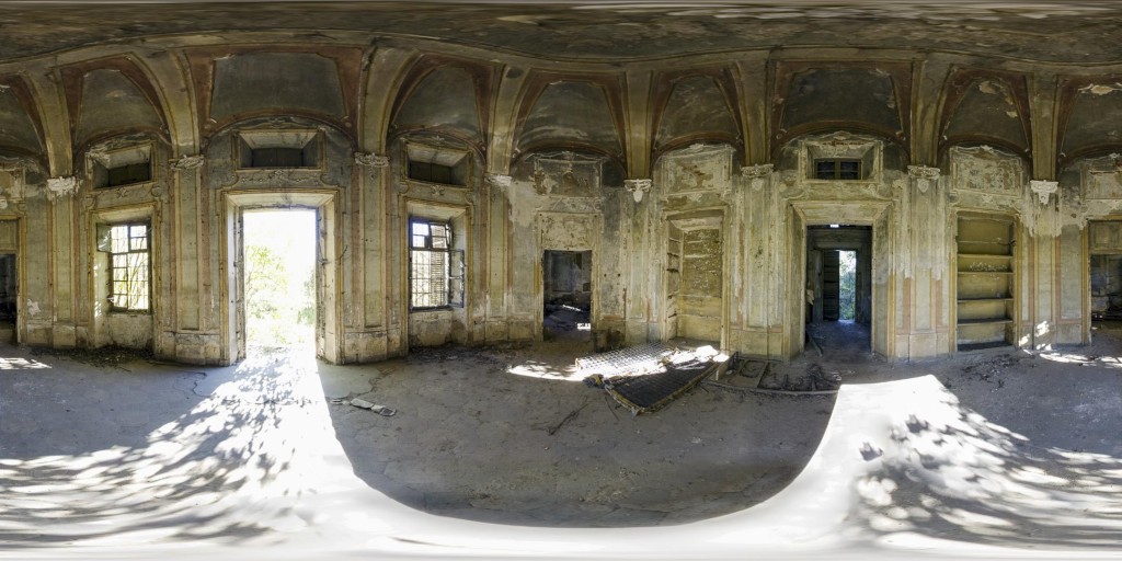 360° Panorama of the Abandoned “Maggiordomo” Villa – Grugliasco, Italy