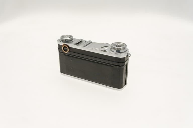 Kiev 4A (Киев) – Soviet 35mm Rangefinder Film Camera Back View