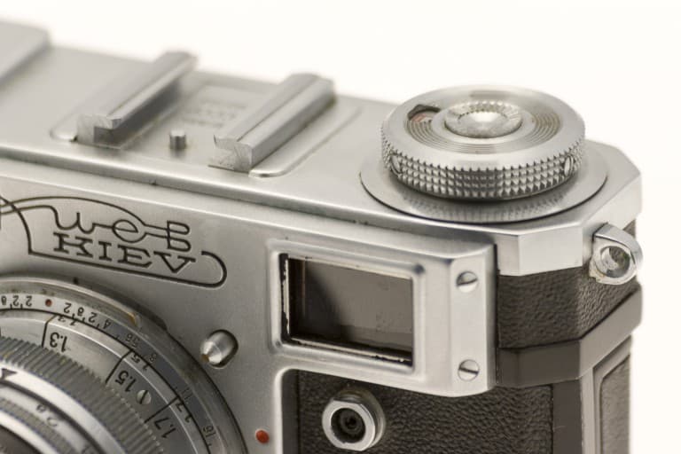 Kiev 4A (Киев) – Soviet 35mm Rangefinder Film Camera Detail