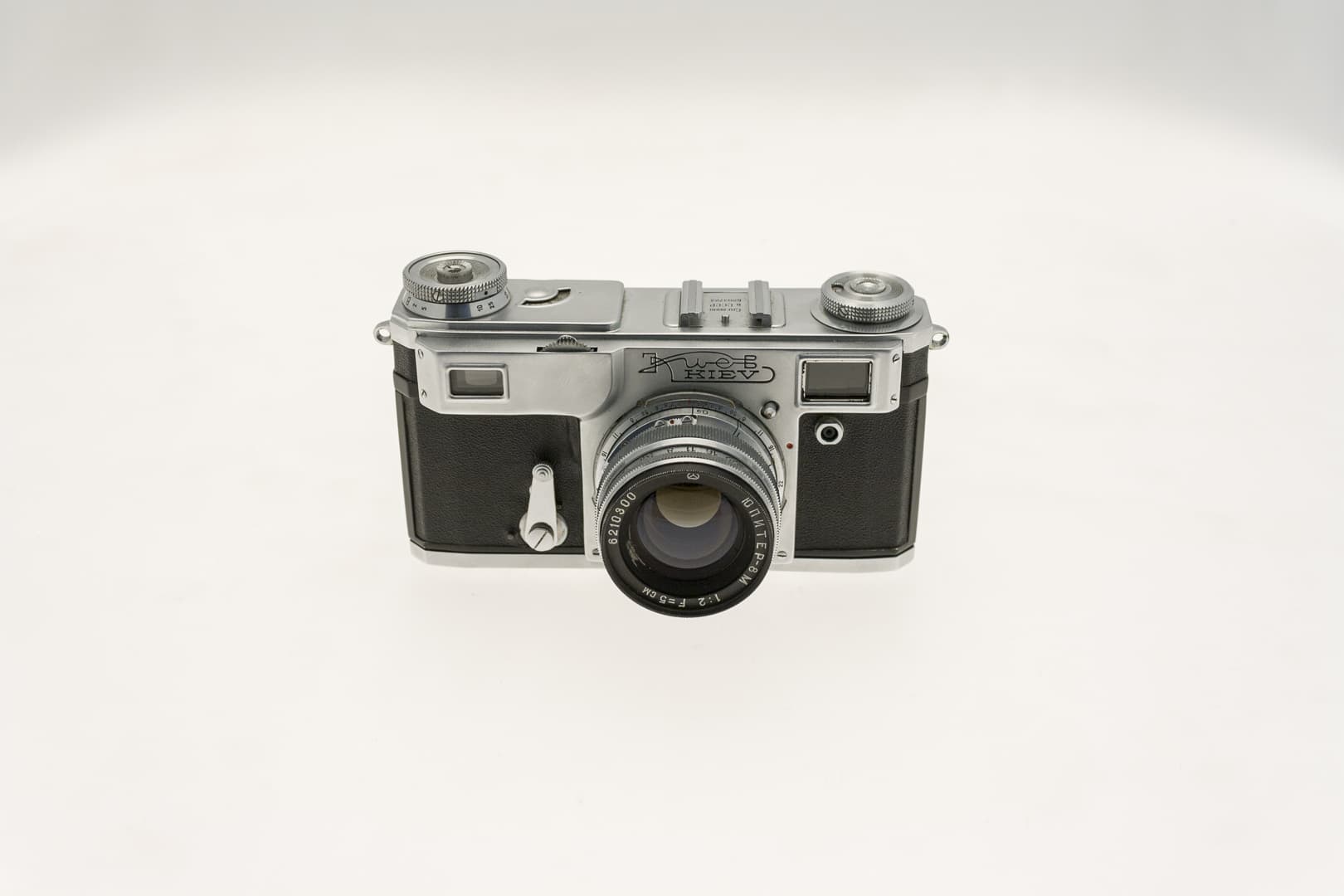 Kiev 4A (Киев) – Soviet 35mm Rangefinder Film Camera Front View