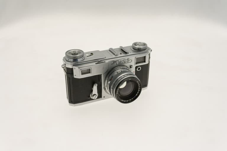 Kiev 4A (Киев) – Soviet 35mm Rangefinder Film Camera Front View