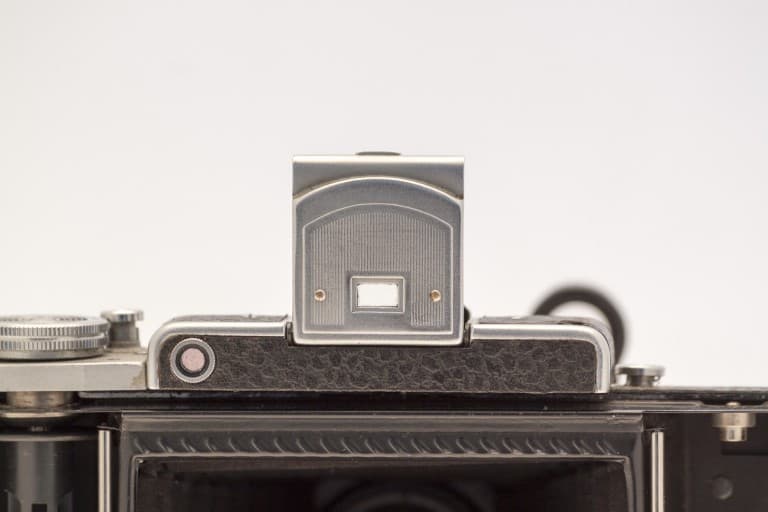 Moskva 2 (Москва) – Soviet 6x9cm Folding Film Camera Back Detail